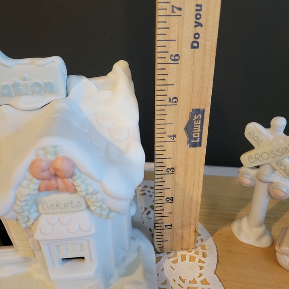 Vintage Sugar Town Train Set 6-pc Precious Moments Retired - Picture 9 of 14